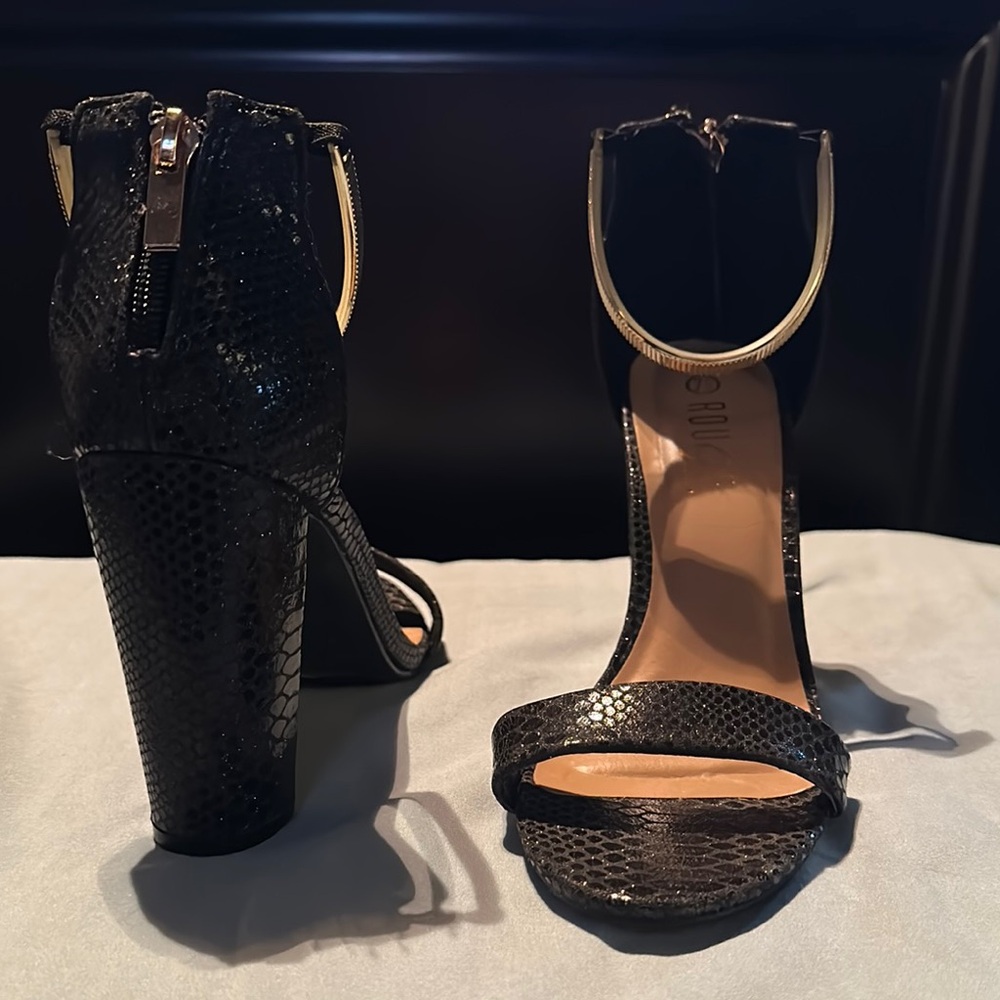 Elegant Black Snakeskin Heels